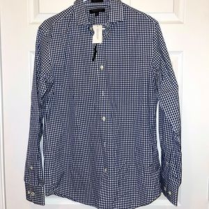 Banana Republic Men’s Camden Fit dress shirt. Small.